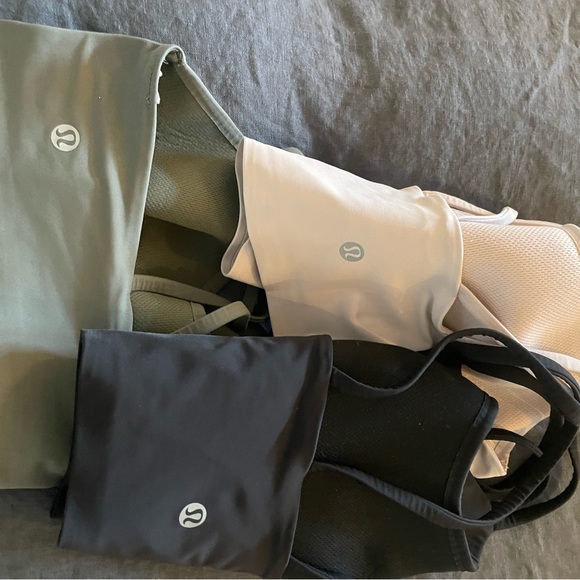 Lululemon lot. 3 “like a cloud” bras. 2 pair tights/joggers - Picture 2 of 4